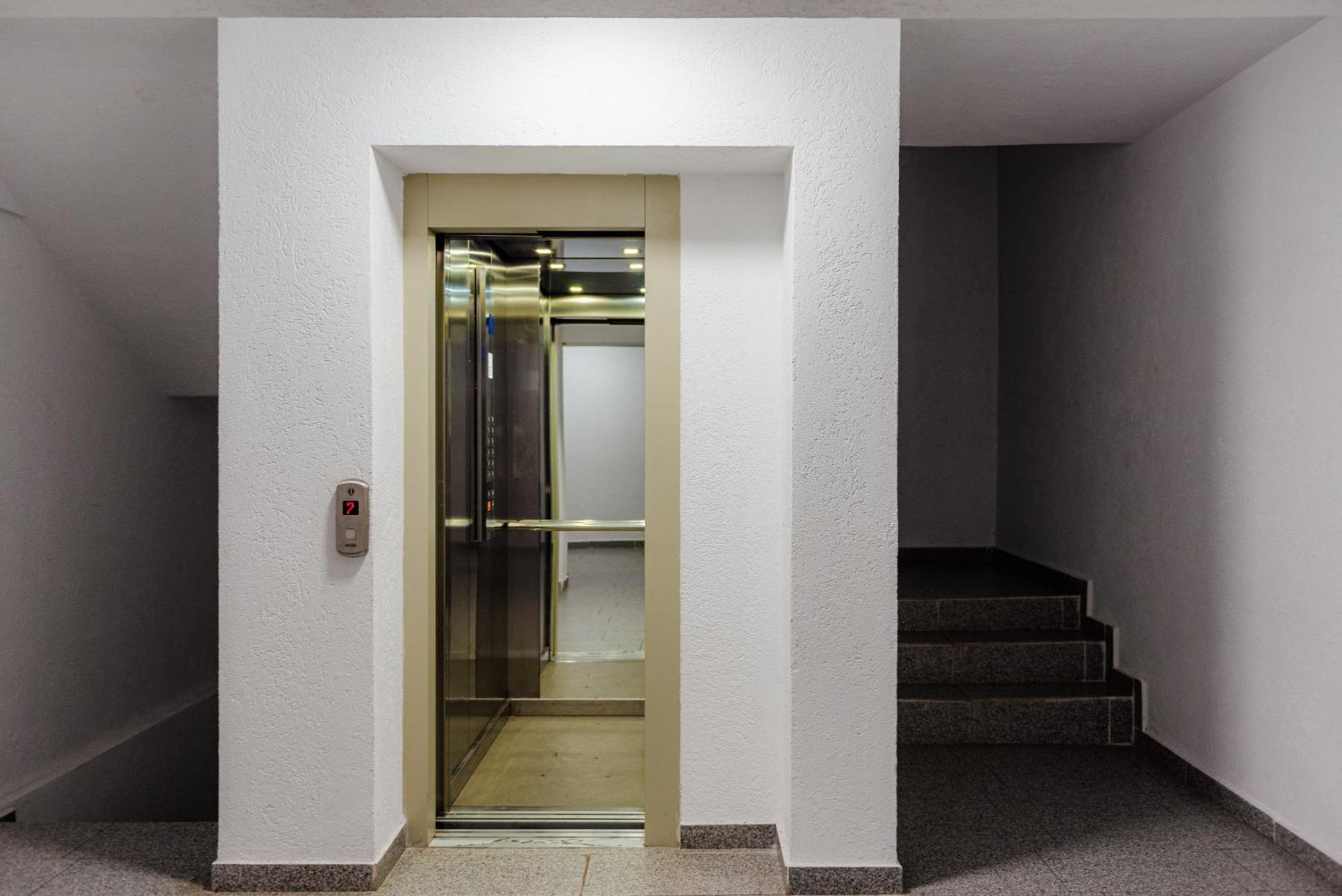 Ferienwohnung The Blue Norwegian House Bukarest Exterior foto